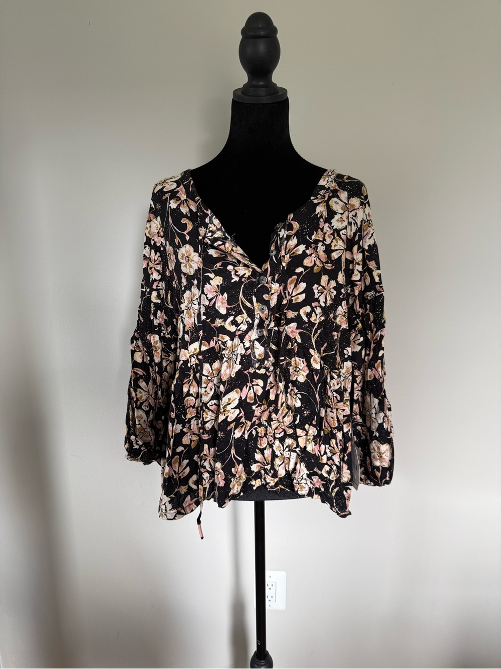 Free People Black Floral V-Neck Peasant Blouse NWT